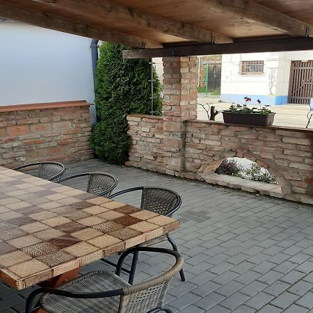 Apartment U Pavelku Mutenice Exterior photo